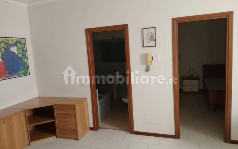 Bilocale via Raffaello Carrara, Centro, Albino — foto 10 di 15