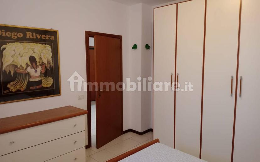 Bilocale via Raffaello Carrara, Centro, Albino — foto 3 di 15