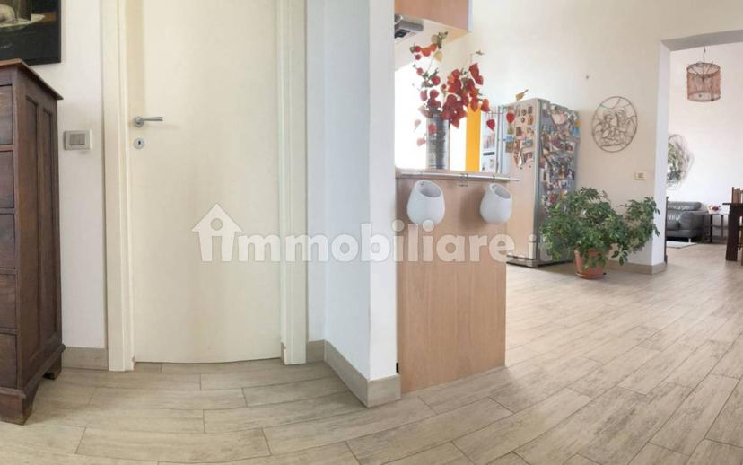Terratetto unifamiliare 260 m², da ristrutturare, Zona 2000, Piacenza — foto 6 di 97