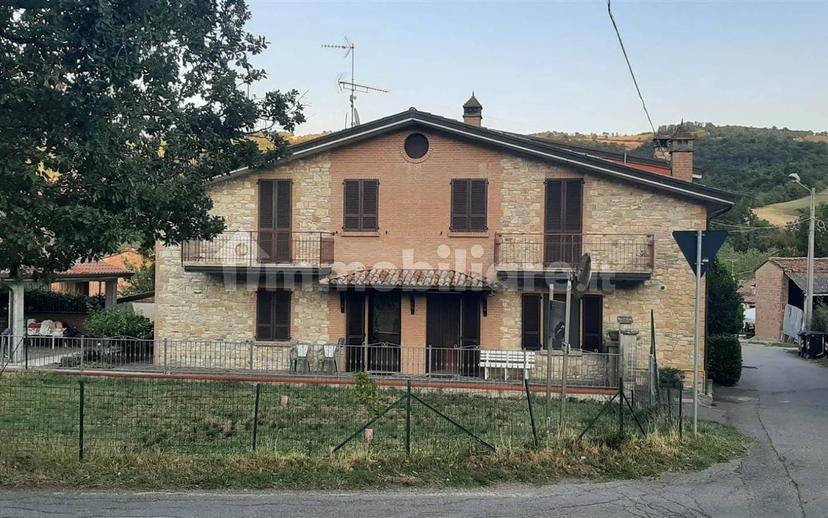 Terratetto unifamiliare 152 m², ottimo stato, Trinità, Vernasca — foto 26 di 30