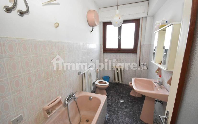 Appartamento buono stato, secondo piano, San Giovanni Valdarno — foto 12 di 13