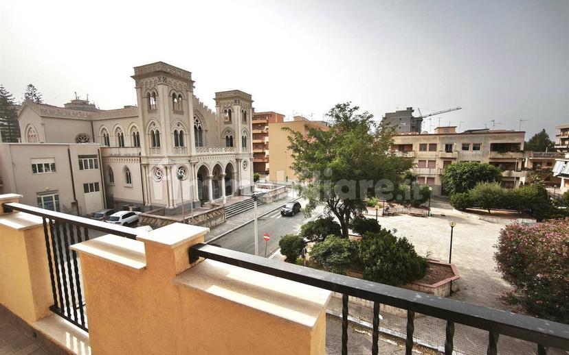 Quadrilocale viale Tommaso Campanella 27, Centro, Villa San Giovanni — foto 6 di 24
