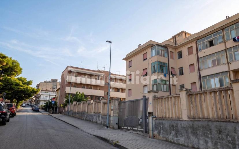 Quadrilocale viale Tommaso Campanella 27, Centro, Villa San Giovanni — foto 5 di 24