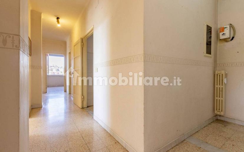 Quadrilocale da ristrutturare, sesto piano, Ravacciano, Siena — foto 6 di 24