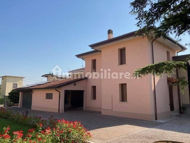 Quadrilocale via Silvio Pellico, Belfiore, Mantova — foto 22 di 23