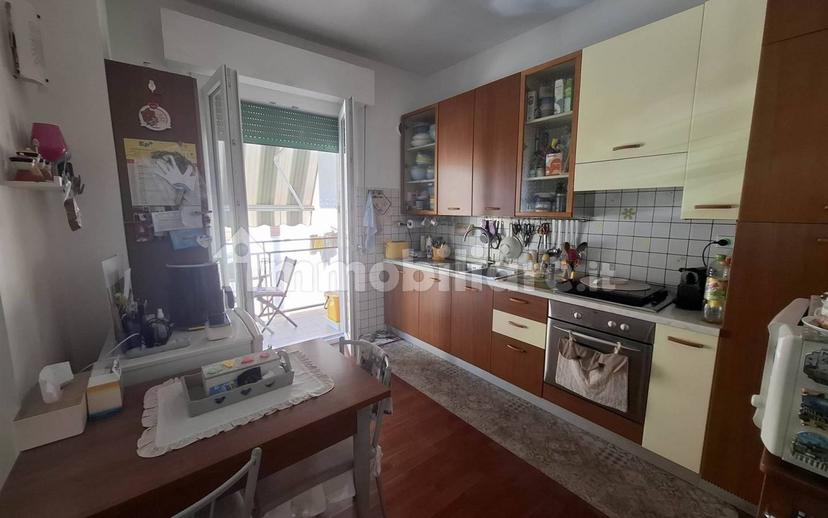 Trilocale ottimo stato, primo piano, Centro, Falconara Marittima — foto 6 di 11