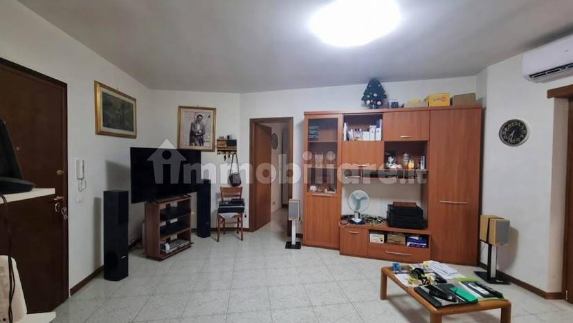 Bilocale via salvo d'acquisto, Centro, Poggio Mirteto