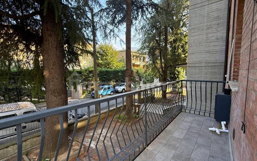 Quadrilocale ottimo stato, primo piano, Rosta Nuova, Reggio Emilia — foto 17 di 30
