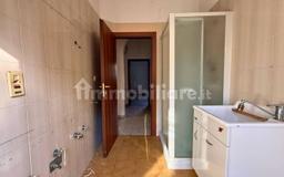 Quadrilocale ottimo stato, primo piano, Rosta Nuova, Reggio Emilia