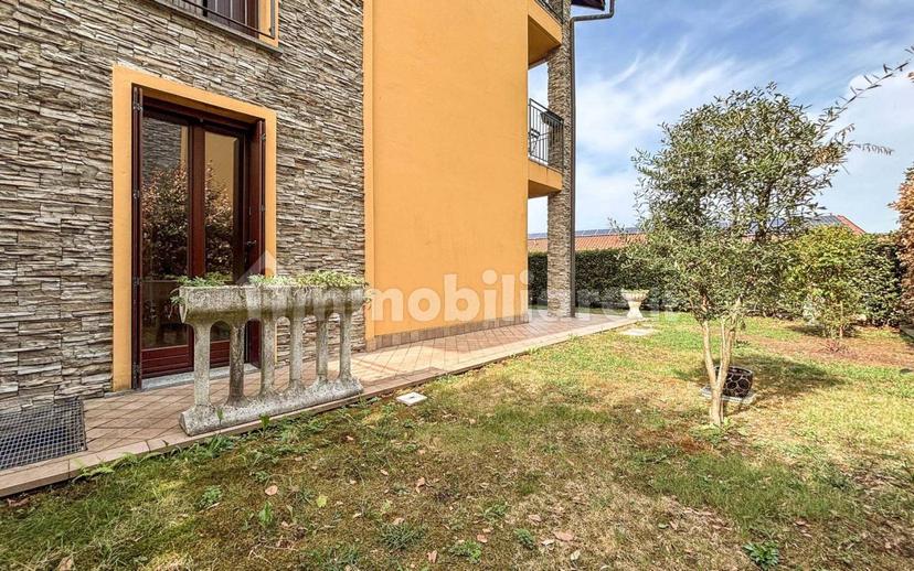 Trilocale via San Michele, Varano Borghi — foto 5 di 36