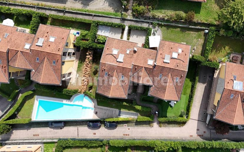Trilocale via San Michele, Varano Borghi — foto 30 di 36