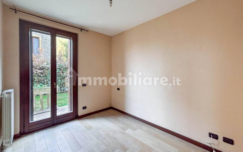 Trilocale via San Michele, Varano Borghi — foto 23 di 36
