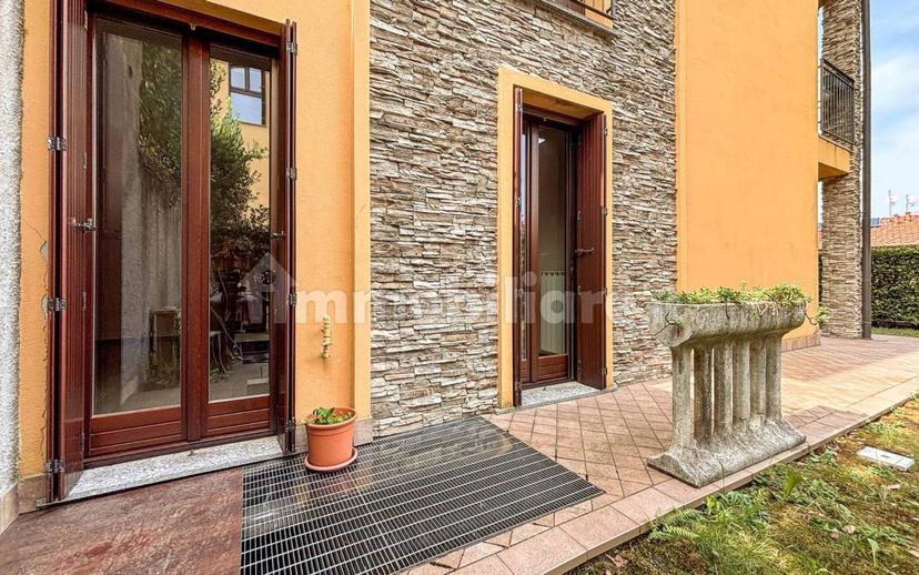 Trilocale via San Michele, Varano Borghi — foto 20 di 36