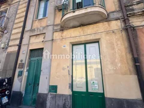 Villa unifamiliare via Roma, 186, Centro, Belpasso