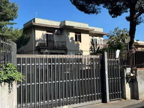 Appartamento da ristrutturare, secondo piano, Centro, Gravina di Catania — foto 3 di 20