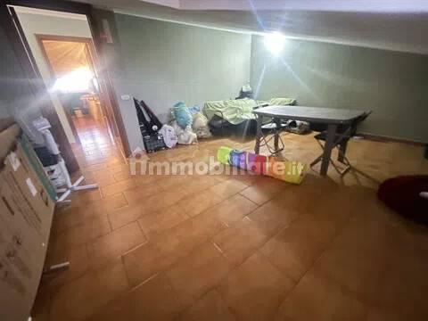 Bilocale buono stato, terzo piano, Centro, Aci Sant'Antonio — foto 10 di 16