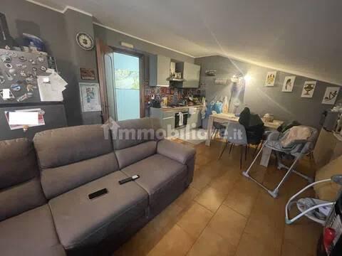 Bilocale buono stato, terzo piano, Centro, Aci Sant'Antonio — foto 7 di 16