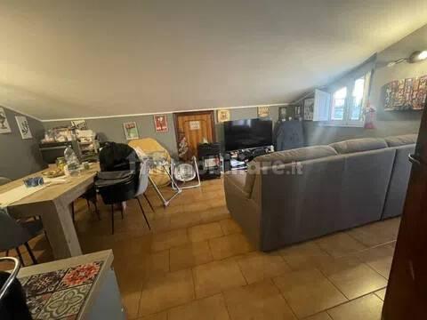 Bilocale buono stato, terzo piano, Centro, Aci Sant'Antonio — foto 2 di 16