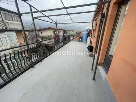 Bilocale buono stato, terzo piano, Centro, Aci Sant'Antonio — foto 11 di 16