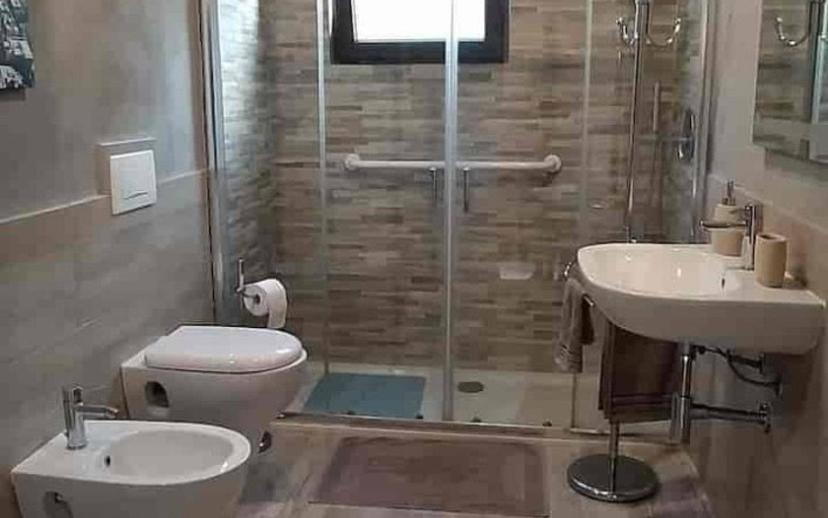 Villa a schiera Lungomare delle Stelle 32, La Maddalena, Capoterra — foto 8 di 12