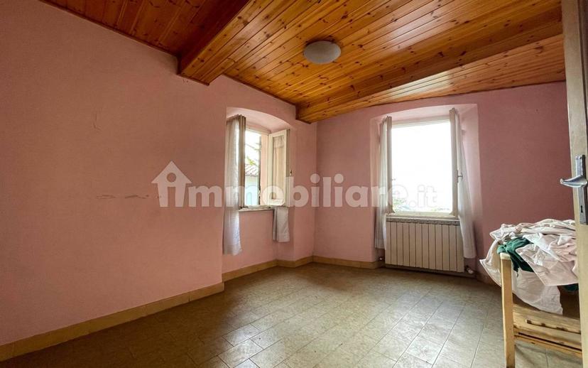 Terratetto unifamiliare 110 m², da ristrutturare, Centro, Arcola — foto 9 di 17