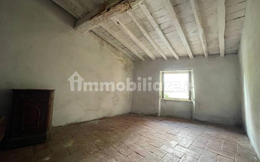 Terratetto unifamiliare 110 m², da ristrutturare, Centro, Arcola — foto 14 di 17