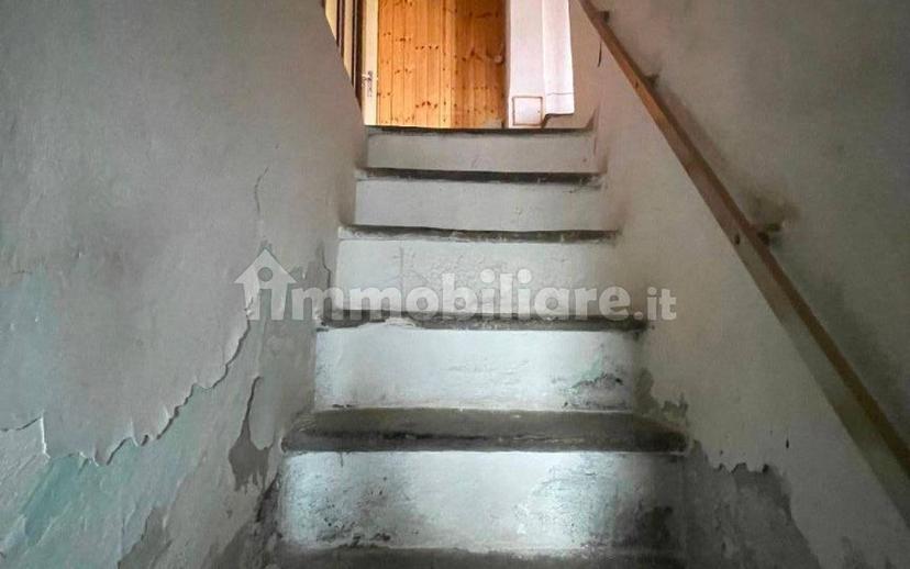 Terratetto unifamiliare 110 m², da ristrutturare, Centro, Arcola — foto 3 di 17