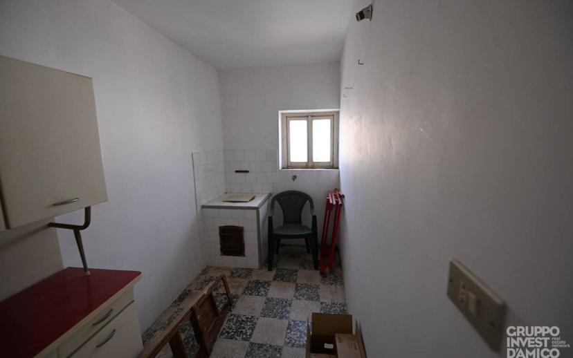 Appartamento via Trieste, Centro, Cisternino