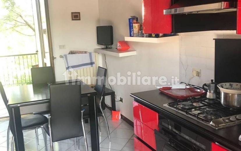 Bilocale via Mincio 10, Rivoltella, Desenzano del Garda — foto 3 di 8