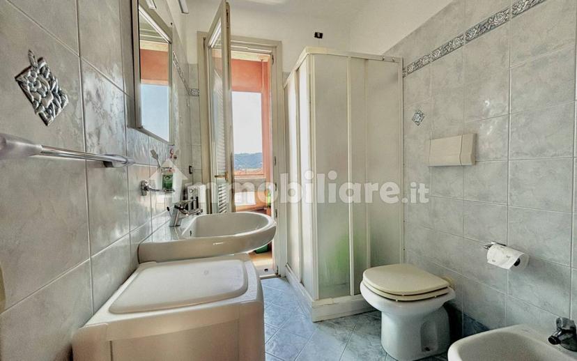 Trilocale via Giosuè Carducci, Centro, Albino — foto 3 di 11