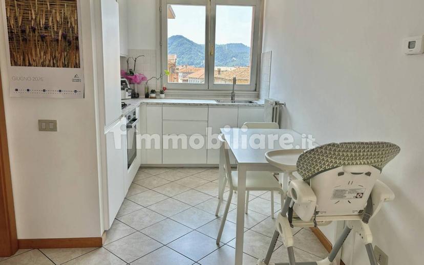 Trilocale via Giosuè Carducci, Centro, Albino — foto 4 di 11