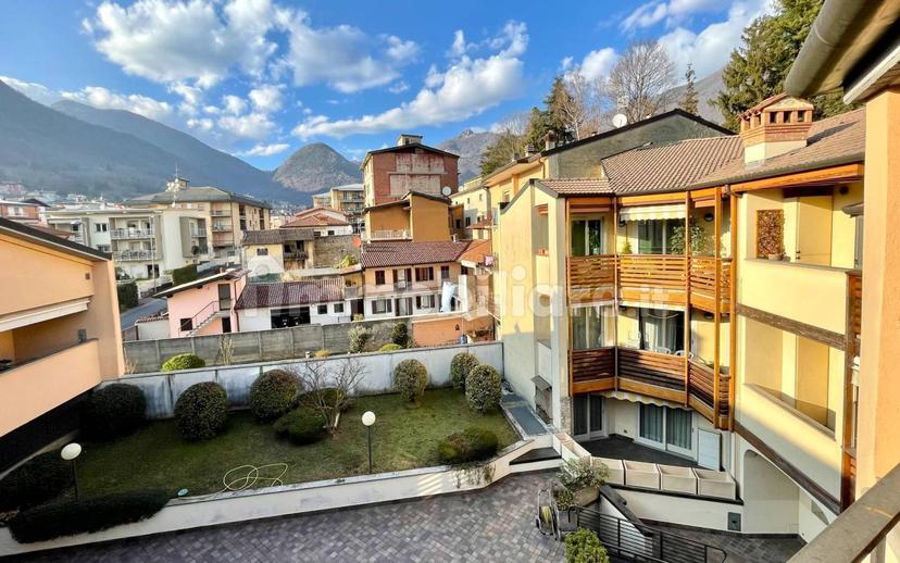 Trilocale via Giosuè Carducci, Centro, Albino — foto 6 di 11