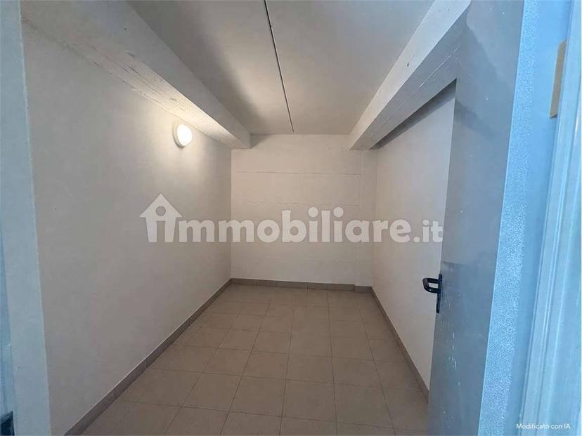 Quadrilocale via cavour , 89, Camerano — foto 2 di 19