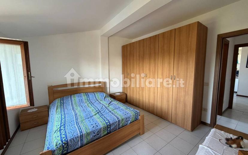 Bilocale buono stato, secondo piano, Centro, San Felice del Benaco — foto 3 di 8