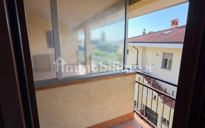 Bilocale buono stato, secondo piano, Centro, San Felice del Benaco — foto 6 di 8