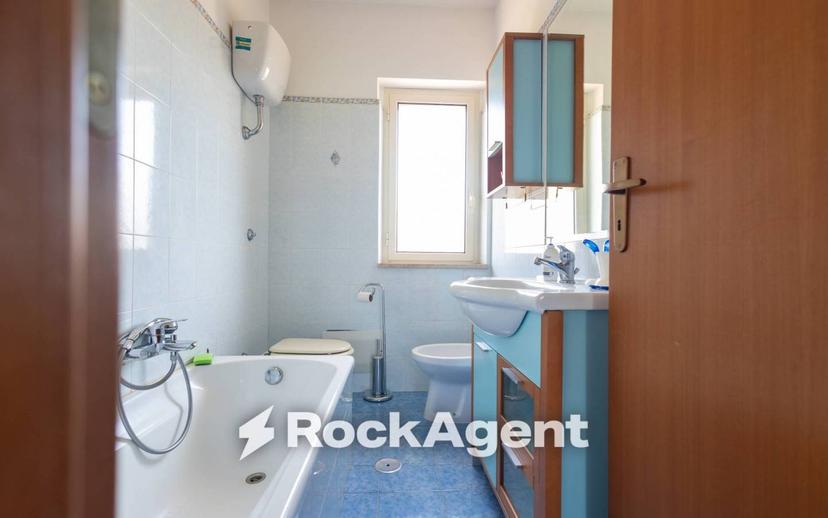Villa a schiera piazza del Sole, 3, Montepaone Lido, Montepaone — foto 21 di 45