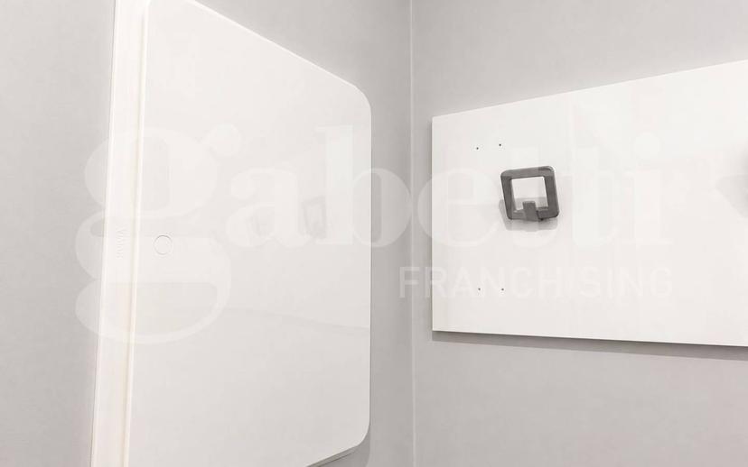 Bilocale corso Giuseppe Garibaldi , 123, Teatro Ariston, Sanremo — foto 11 di 31