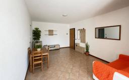 Trilocale viale Monte Grappa 20A, Centro, Castel Goffredo
