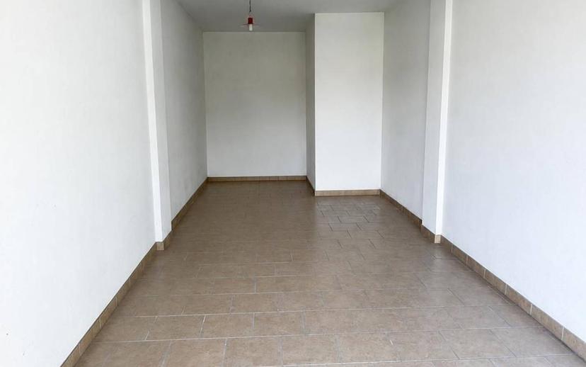 Trilocale viale Monte Grappa 20A, Centro, Castel Goffredo — foto 3 di 7