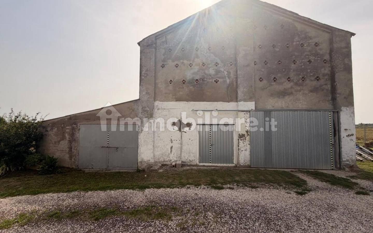 Villa unifamiliare Località Basson, Corbola