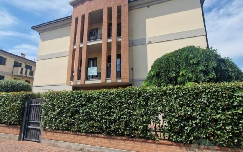 Trilocale via Giovanni e Ludovico Leoni 23, Cibeno, Carpi — foto 2 di 12
