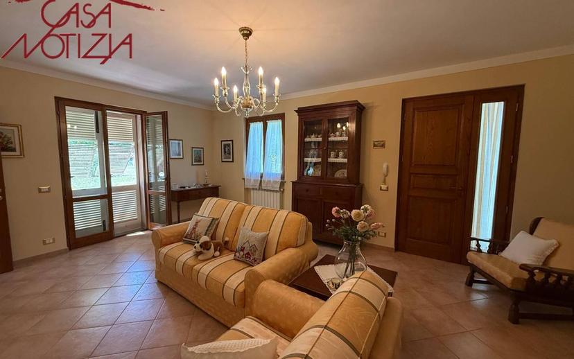 Villa unifamiliare, ottimo stato, 140 m², Vorno, Capannori — foto 6 di 32