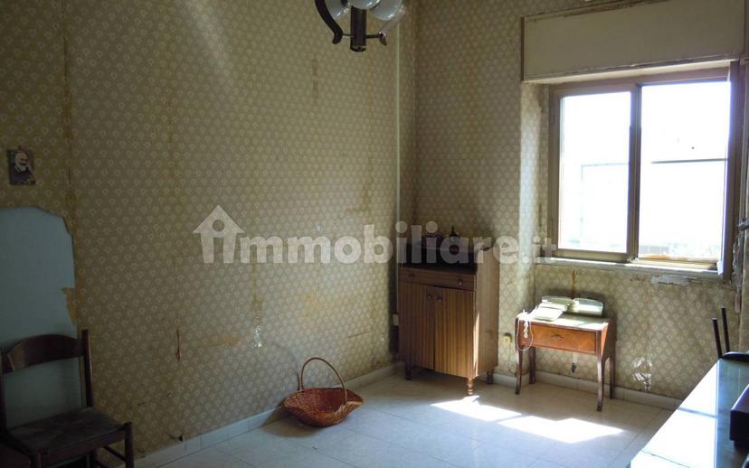 Trilocale via Leopoldo Nobili 22, Garibaldi - Nesima, Catania
