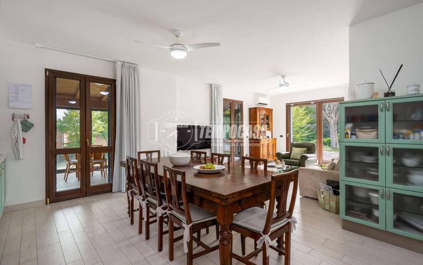 Villa bifamiliare, buono stato, 450 m², Centro, Castellarano — foto 65 di 74