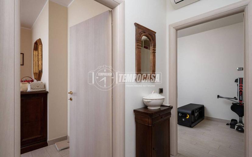 Villa bifamiliare, buono stato, 450 m², Centro, Castellarano — foto 72 di 74