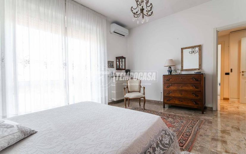 Villa bifamiliare via Enrico Toti 8, Gorla Maggiore — foto 13 di 22