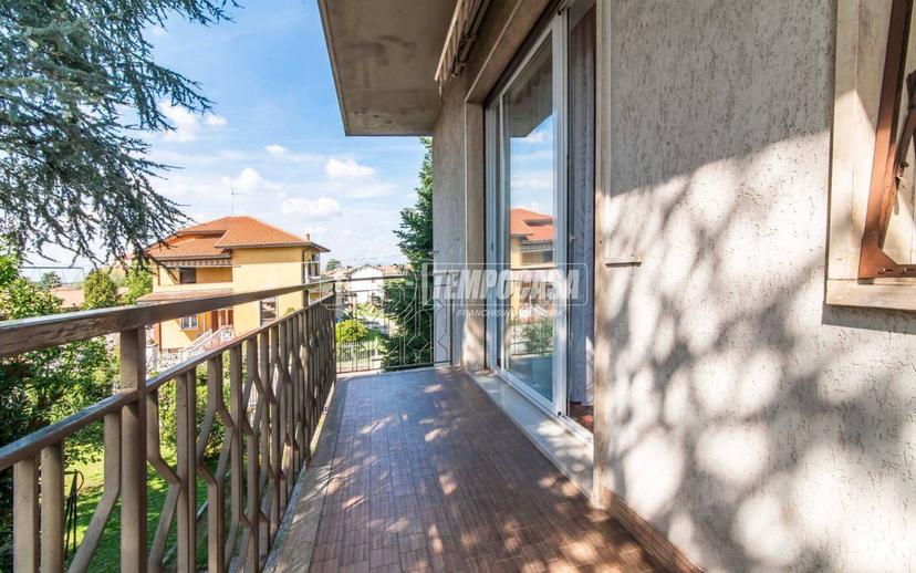 Villa bifamiliare via Enrico Toti 8, Gorla Maggiore — foto 11 di 22