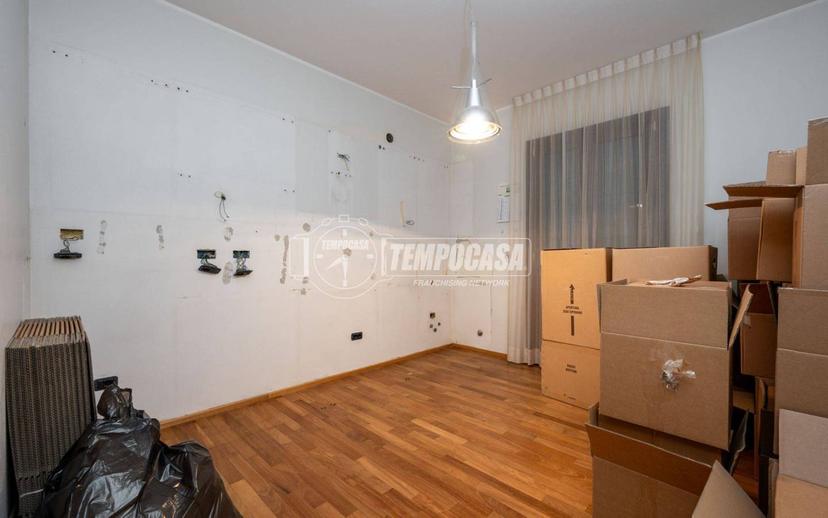 Villa bifamiliare, buono stato, 450 m², Centro, Castellarano — foto 69 di 74