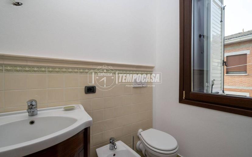 Villa bifamiliare, buono stato, 450 m², Centro, Castellarano — foto 52 di 74