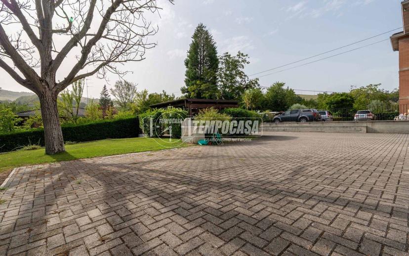 Villa bifamiliare, buono stato, 450 m², Centro, Castellarano — foto 40 di 74